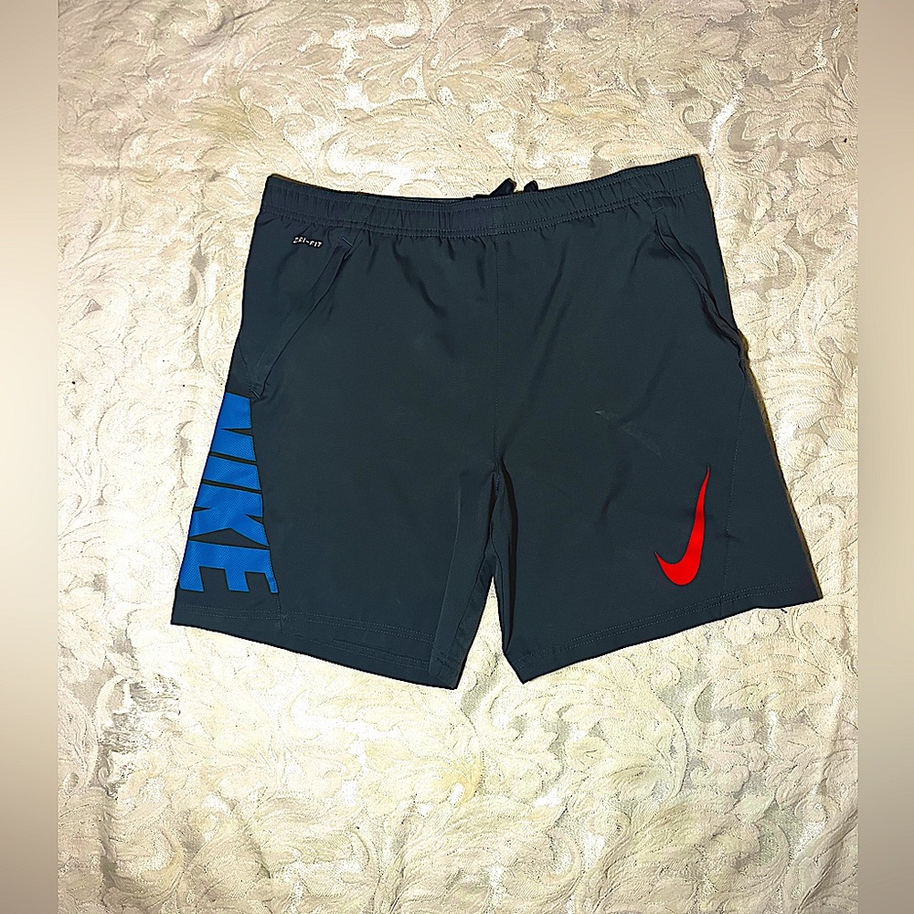 XL Nike Calcio Dri-Fit football shorts blue and orange emblem